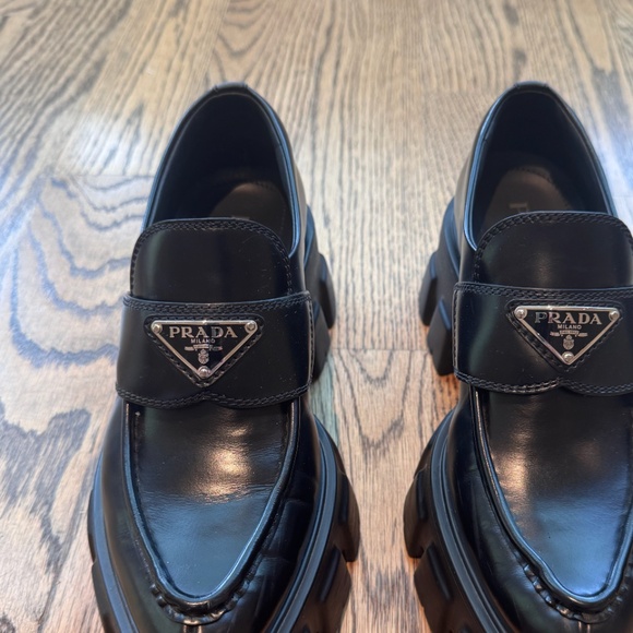 Prada Monolith logo Leather loafer size 7 - Picture 12 of 12